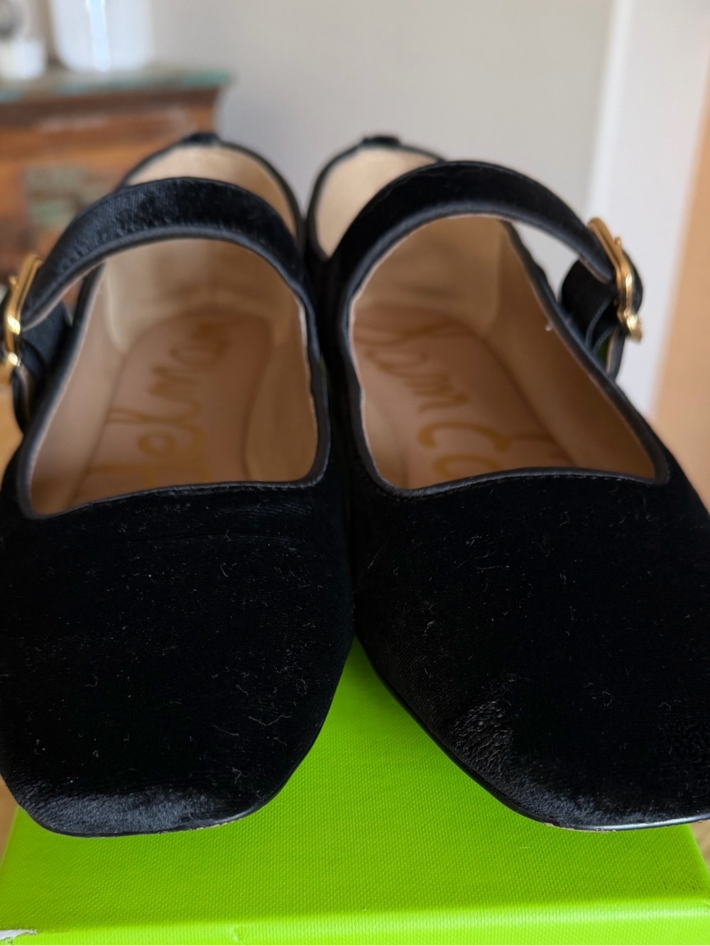 Sam Edelman Black Velvet Mary Jane Flats with Gold Buckle 7.5 - Picture 3 of 9